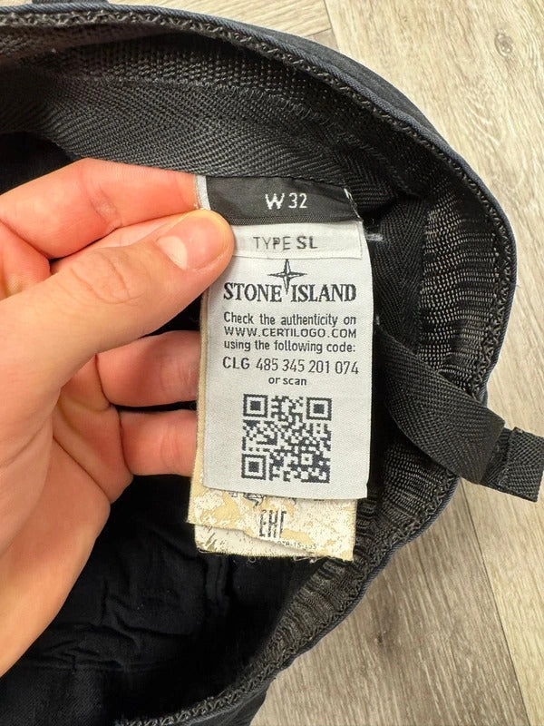 Classic Brushed Black Stone Island Cargos