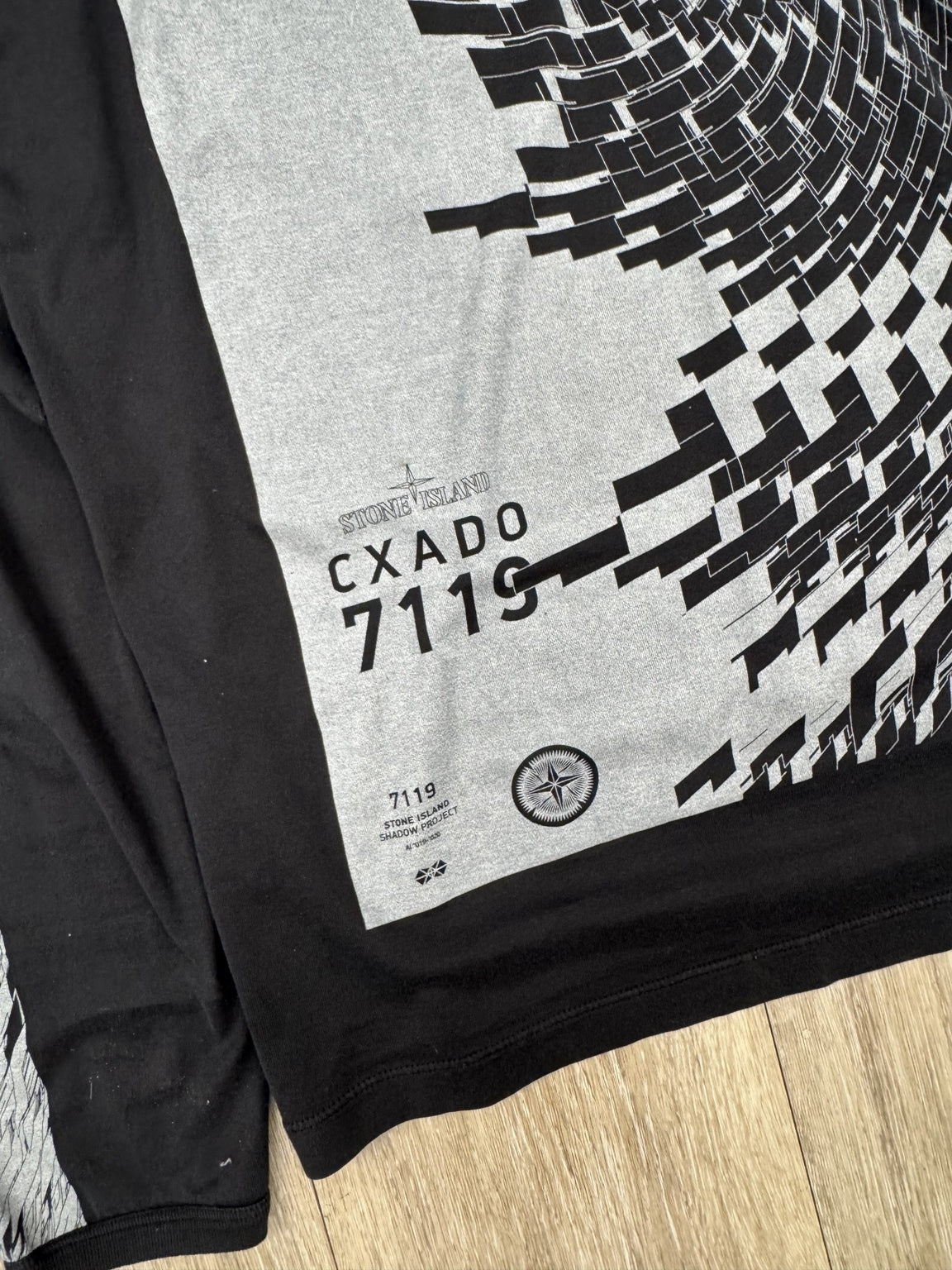 Stone Island Shadow Project Black CXADO 7119 Graphic Long-Sleeve T-Shirt - Small