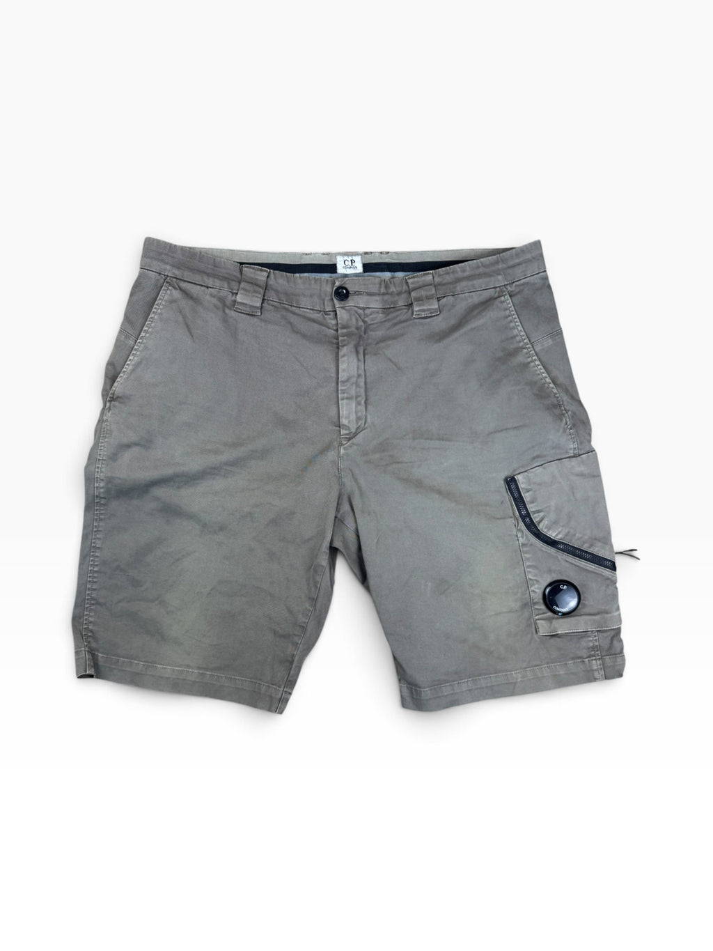 C.P. Company Lens Detail Cargo Shorts - Grey - 56