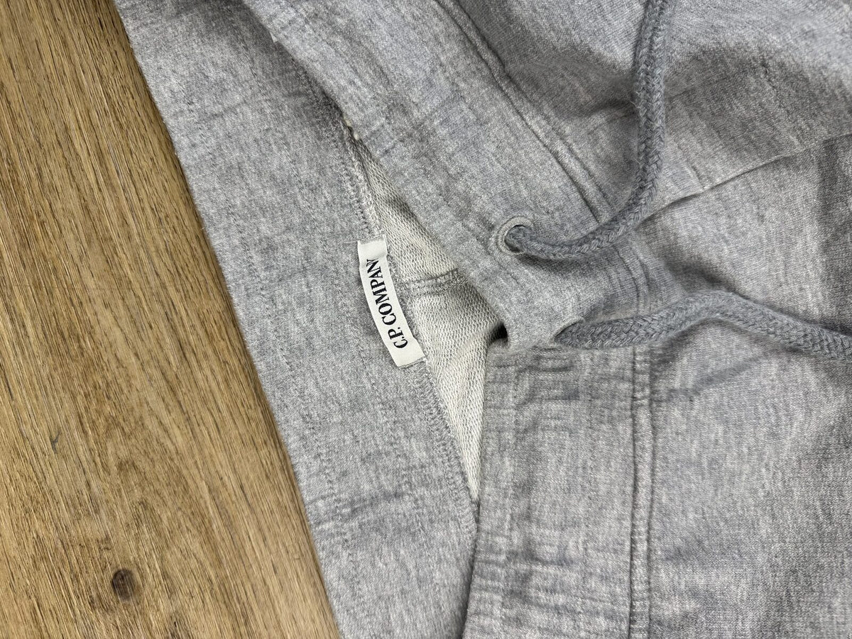 C.P. Company Micro Lens Fleece Jogger Shorts - Grey - Medium